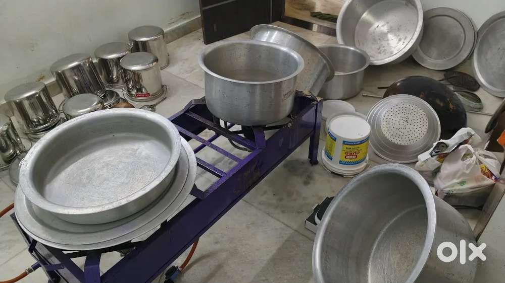 బిర్యానీ రెస్టారెంట్ లో వంట సామానులు అన్ని అమ్మకం కి కలవు