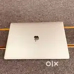 16 inch intel core i9 macbook Pro with 32 GB Ram and Dual graphics