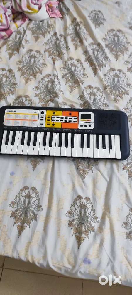 Yamaha Pss- F30