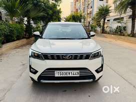 Mahindra XUV300 W8 Diesel, 2019, Diesel