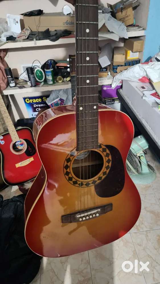 Well maintained used guitars
