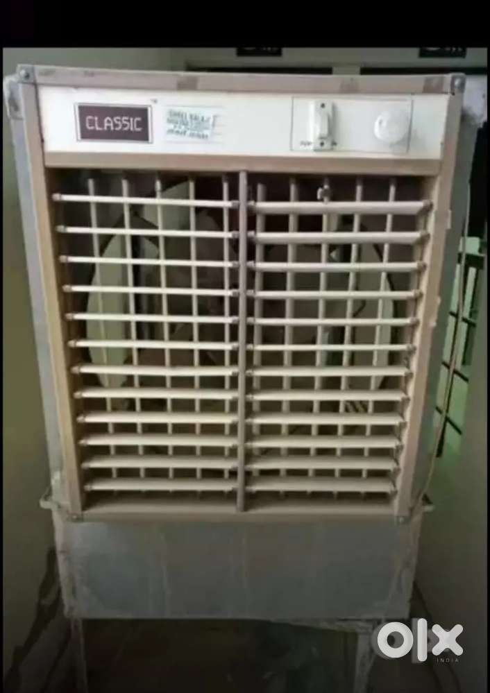 White and grey desert cooler