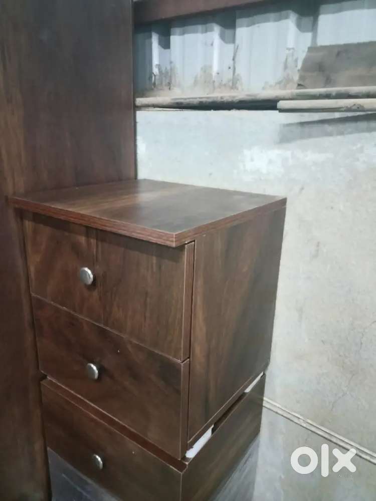 Bed side table for sale by factory.