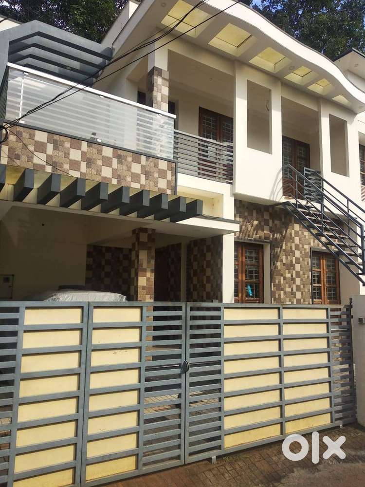 2 bhk semifurnished house for rent in nemom studio road
