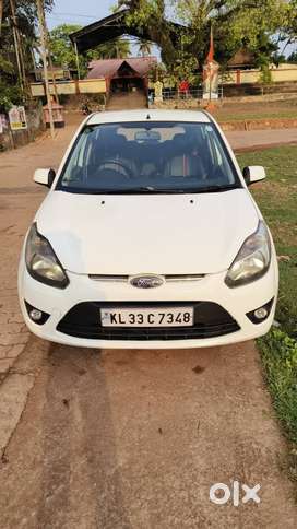 Ford Figo 1.5D Titanium MT, 2012, Diesel