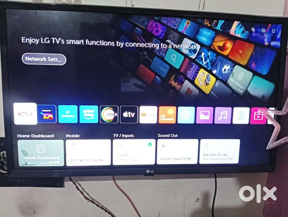 LG Smart TV – 32 Inch  Model: 32LM56