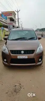 Maruti Suzuki Ertiga ZDI SHVS, 2013, Diesel