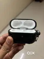 Airpods pro 2 case (charging case only)  good condition  clean case