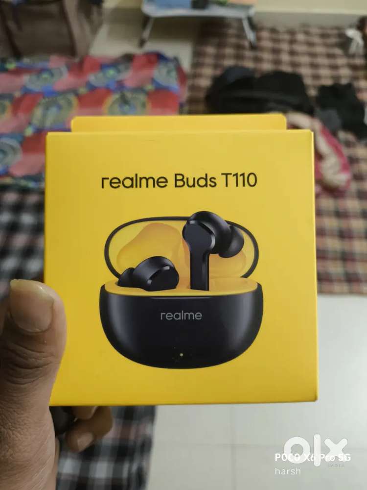 Realme earbuds T110