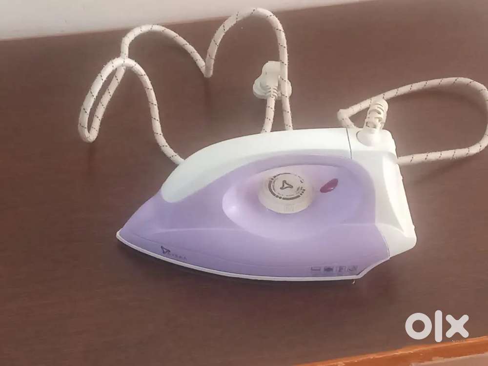 Happy duty electric iron fast heating has durable pressing iron