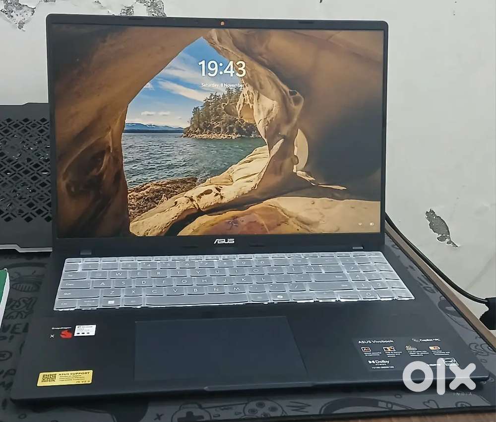 ASUS Vivobook 16, Snapdragon X, 16GB RAM, 512GB SSD,