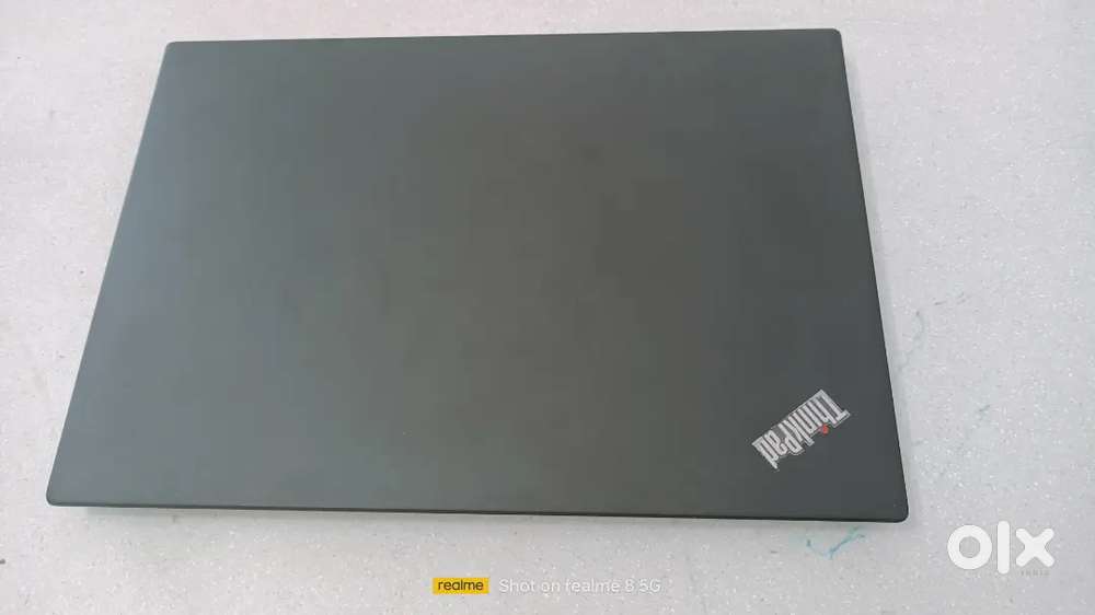 Lenovo screen touch ThinkPad Ryzen 5 processor Ram 8gb gb SSD 256gb