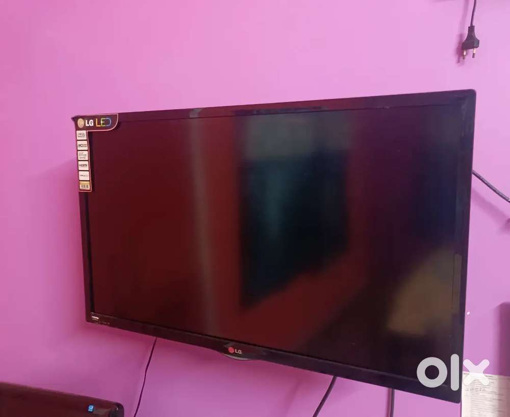32 inch LG LED TV - Full HD