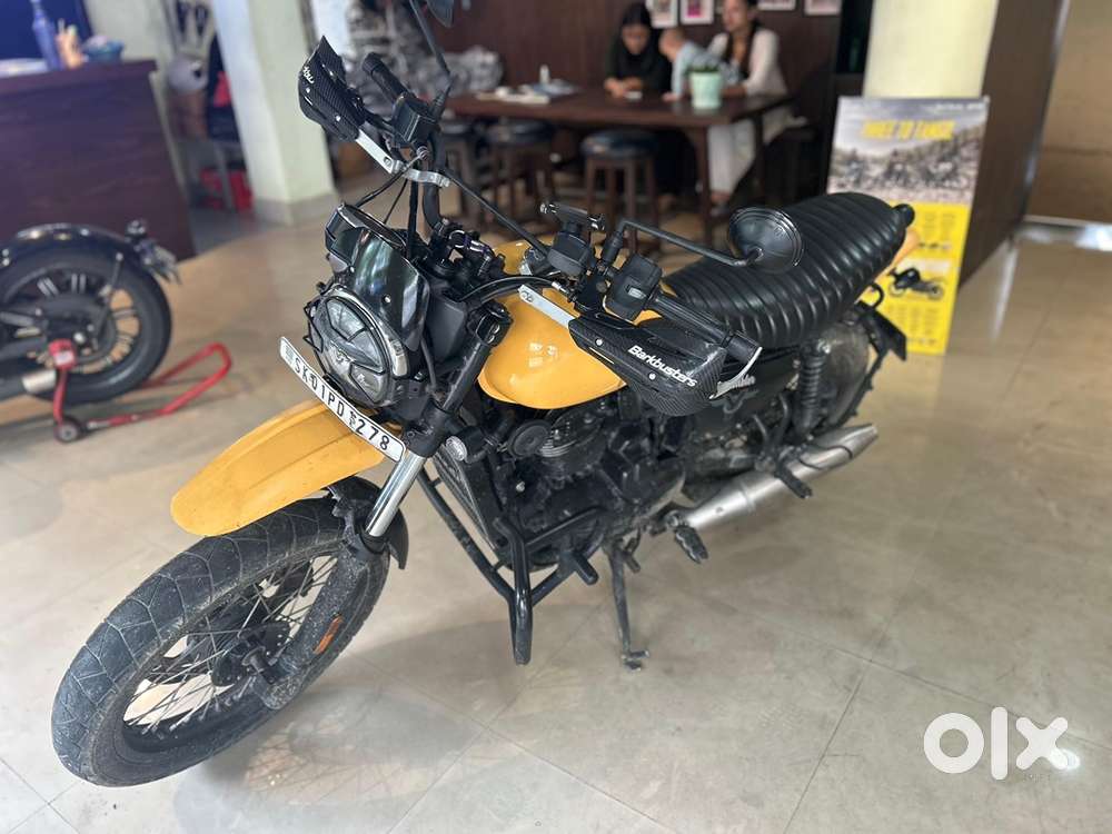 Yezdi Scrambler in mint condition with up to date documents