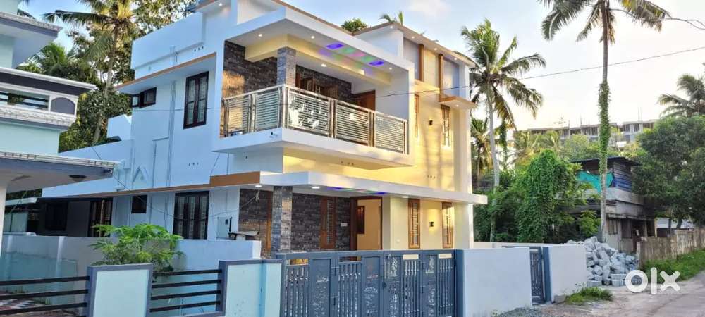Premium 4 BHK Red Brick House For Sale Near Technopark Kariavattom