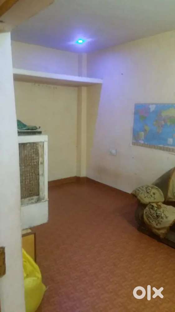 Best location Aliganj