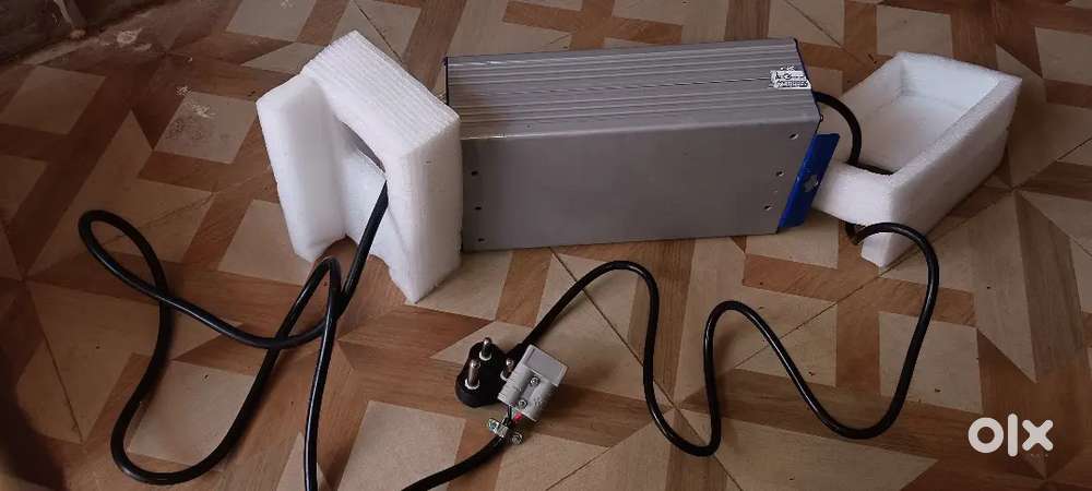 E rickshaw charger no use 5 months old