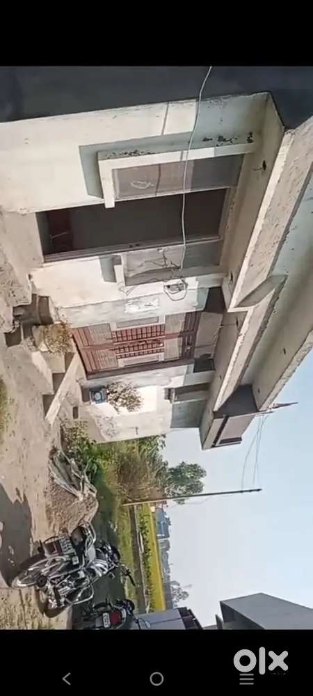 118 gaj house for sale in dineshpur