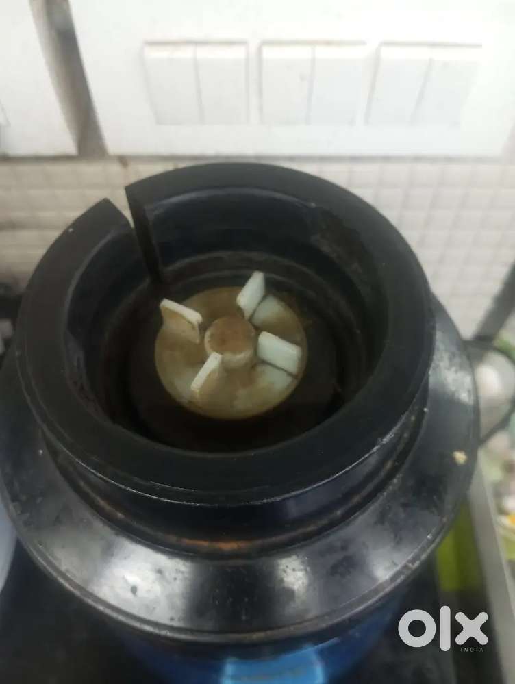 Mixer With Jar
