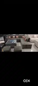Sofa set and table