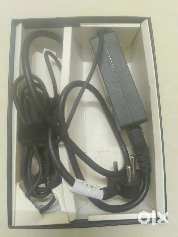 Lenova laptap 65W adoptor