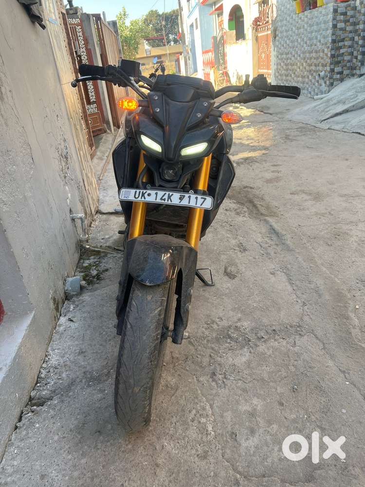 Urgent sale new condition bike at best price ghr ki bike hai