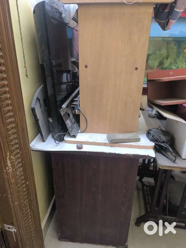 Table and computer table