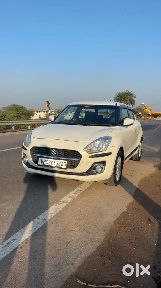Maruti Suzuki Swift 2023 CNG & Hybrids 42000 Km Driven