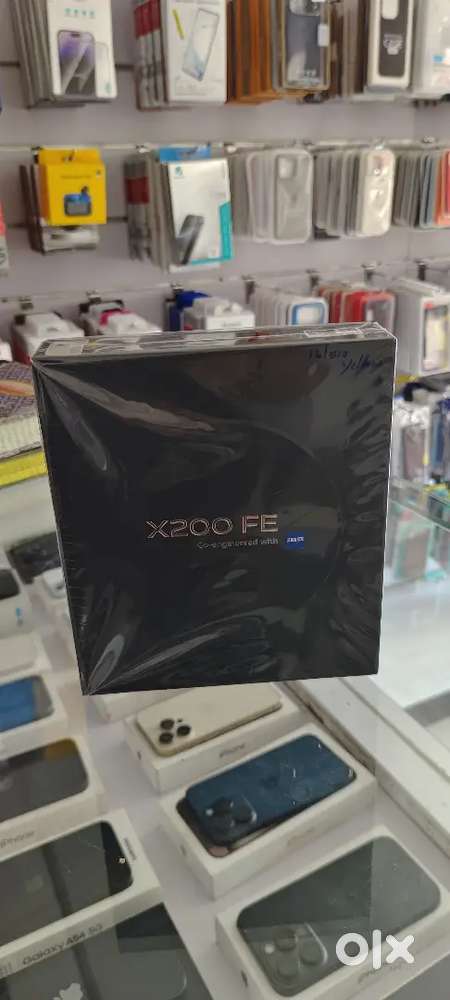 VIVO X200FE 16/512GB AMBER YELLOW COLOUR JUST OPEN FULL BOX AVAILABLE