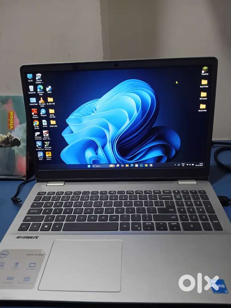 Dell laptop inspiron 15 3000