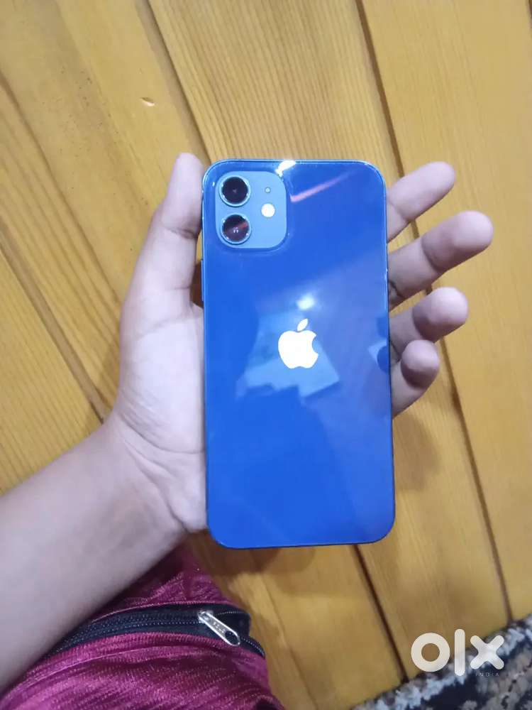 Iphone 12 never repaired no water seal 64 gb in good condition bh 76