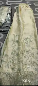 Fashionable Sute well designed with beautiful duppata