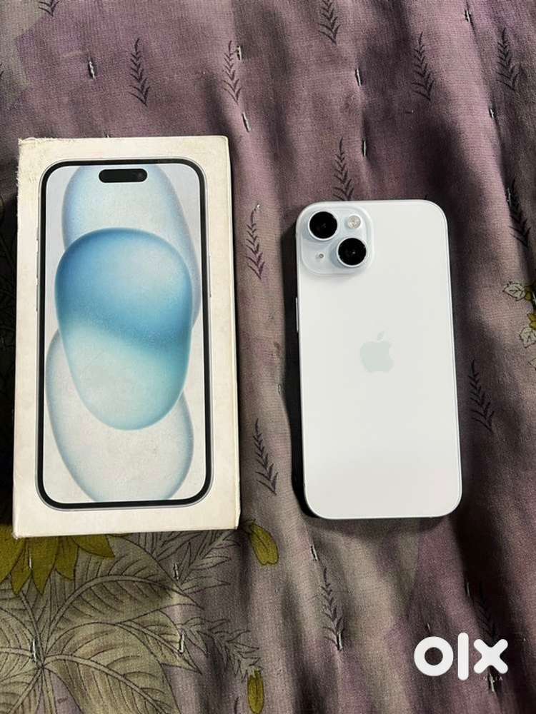 iPhone 15 light blue clr