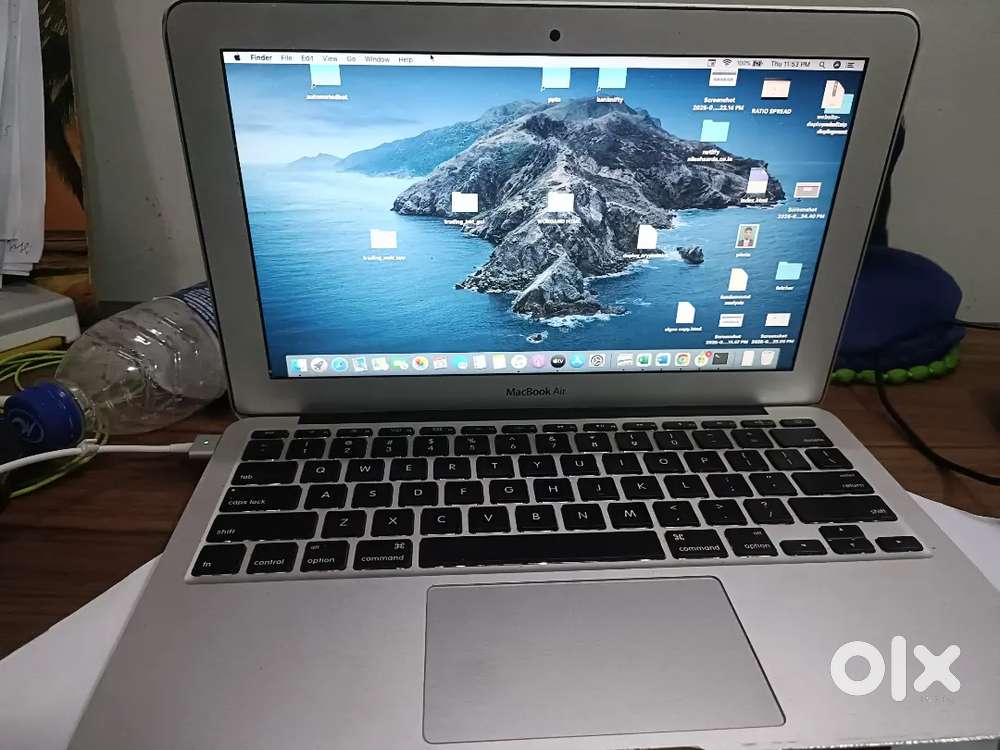 “MacBook Air in Mint Condition-10000only