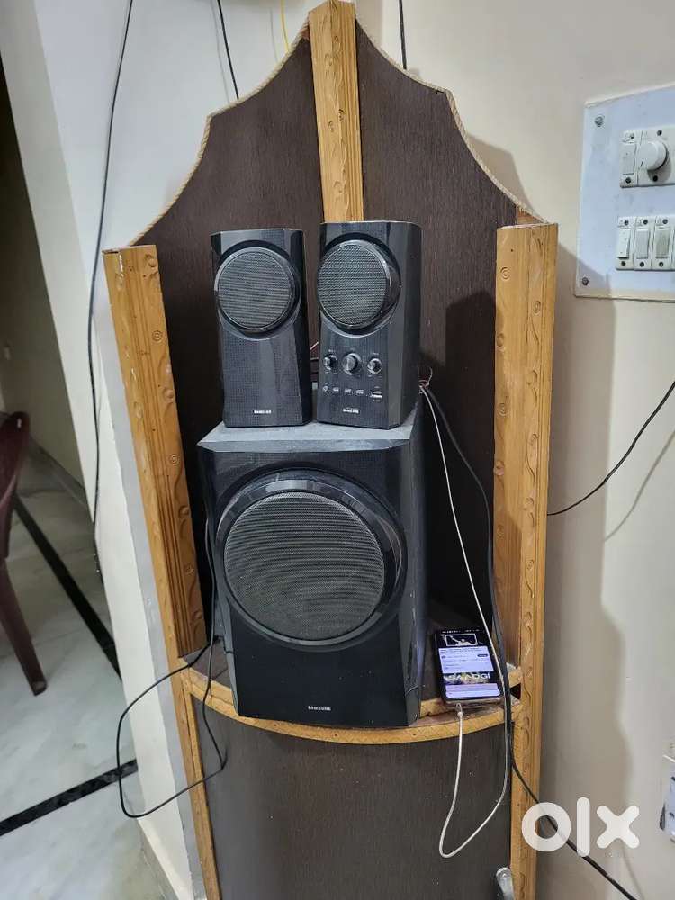 Samsung speaker 2.1 channel