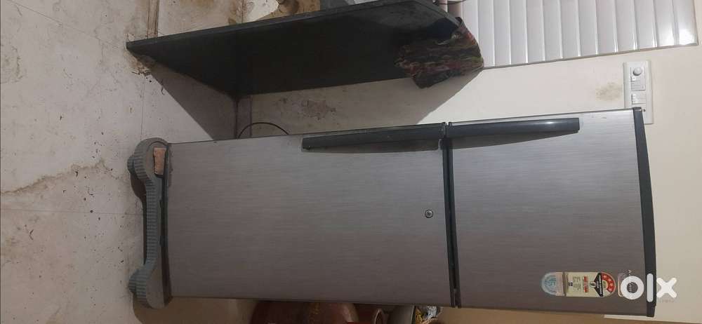 Kelvinator double door fridge