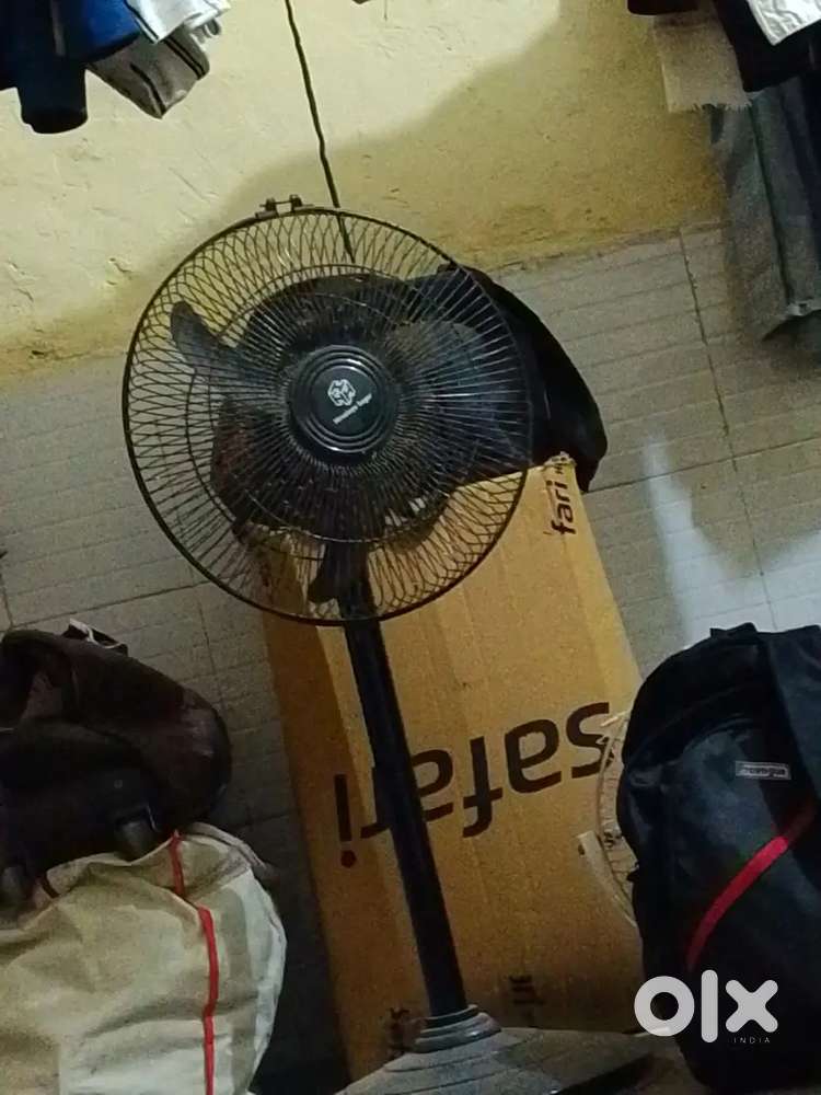Table fan with Long stand