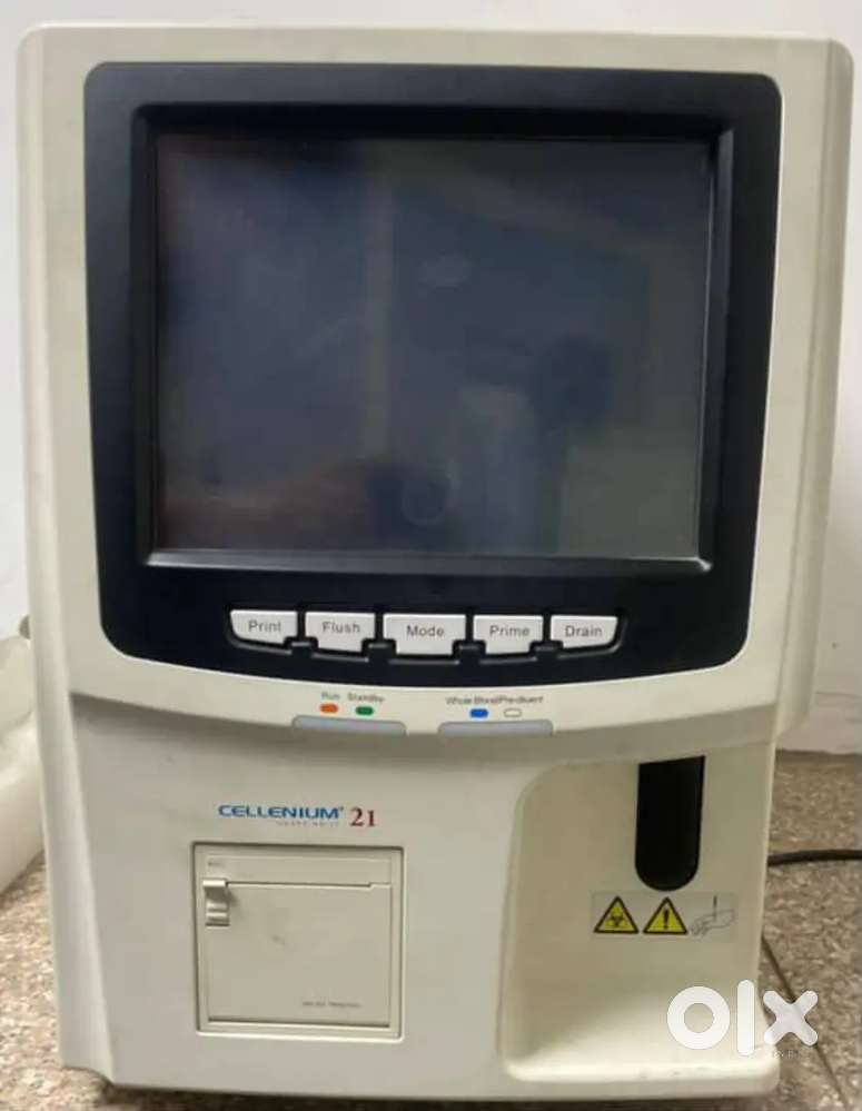 Cellenium 21 cell counter machine