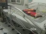 6 feet / 7 feet steel bed