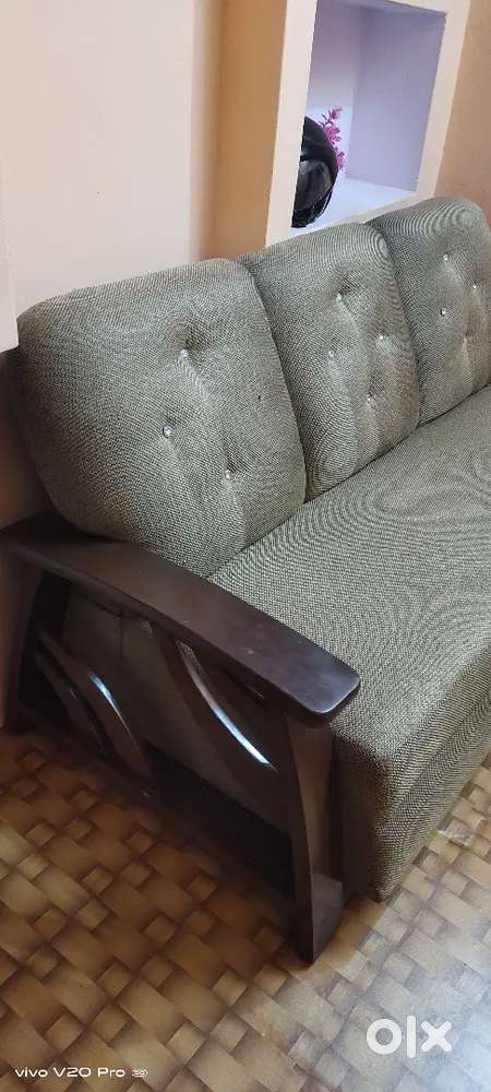 Shagwan wood ittalian model sofa