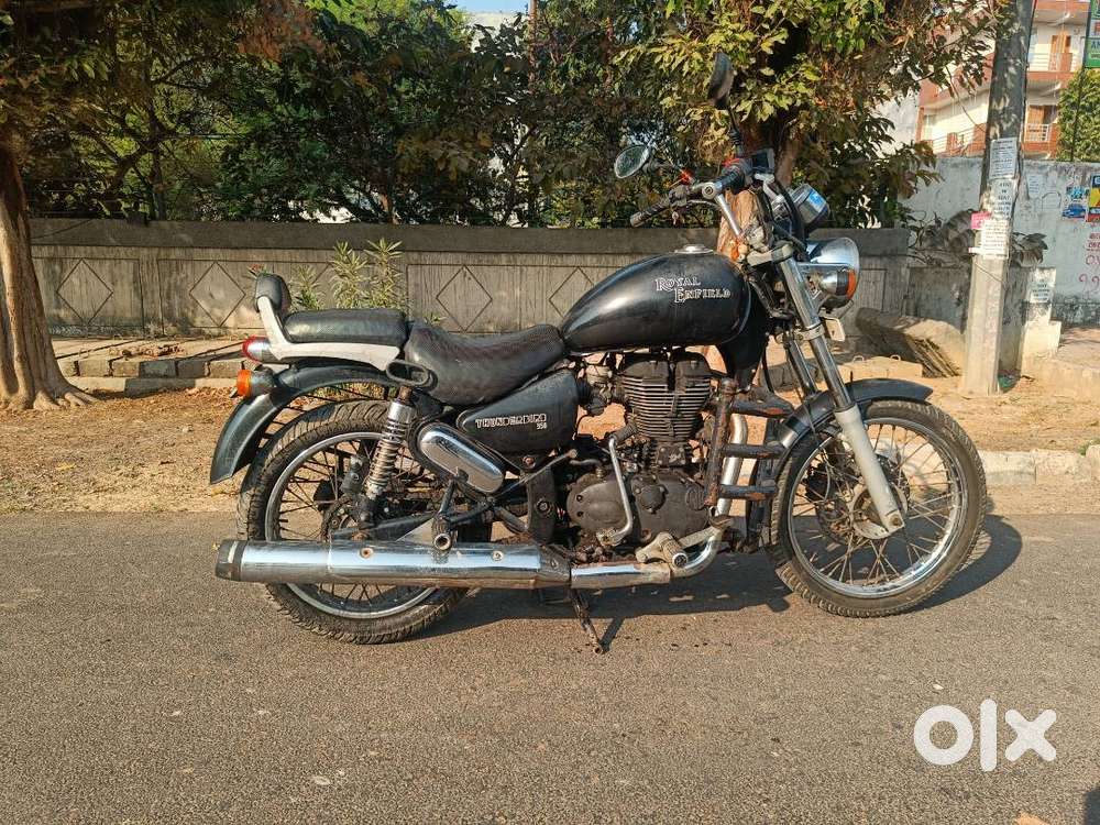 Thunderbird 2013 DL passing model 23,000km only, Vintage Feel & vibe