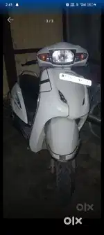 In very good condition some minor scratch