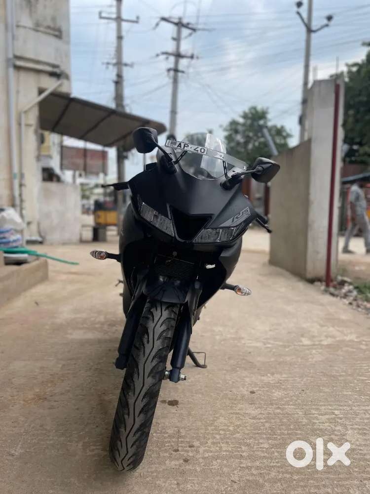 Yamaha R15S In Very Neat And Good Condition
