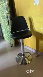 Adjustable hight chairs