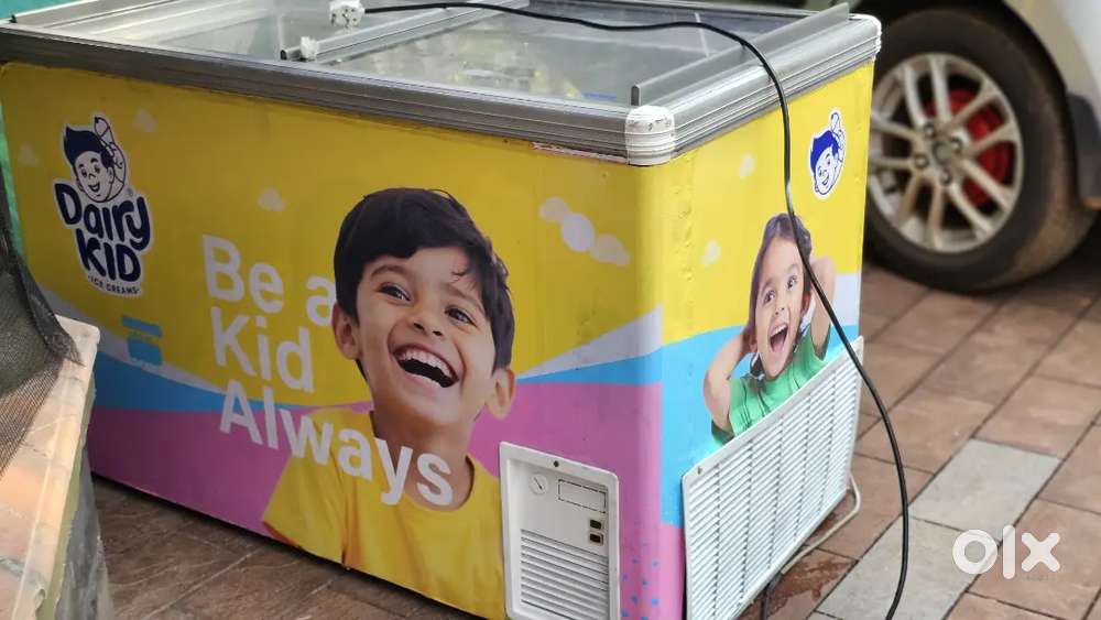 300ltr,400ltr 500ltr GLAS TOP FREESER