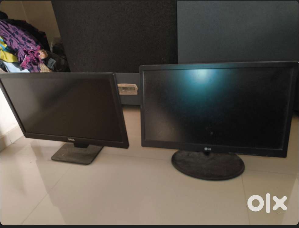60 hz monitors DELL and LG