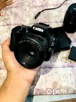 Canon 200D Mark II DSLR + Kit Lens & 50mm Lens – ₹25,000