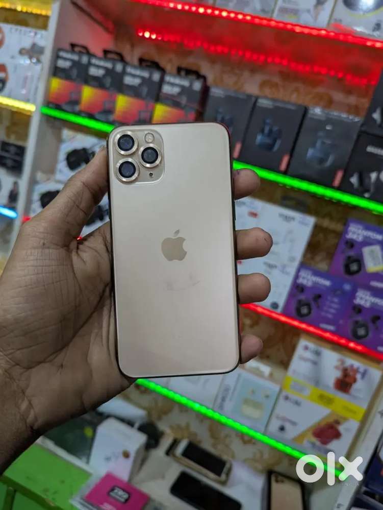 iPhone 11 pro 512GB storege A1 condition for sell