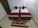 NO BROKERAGE! Comfortable Boys PGs with meals & amenities in Noida!