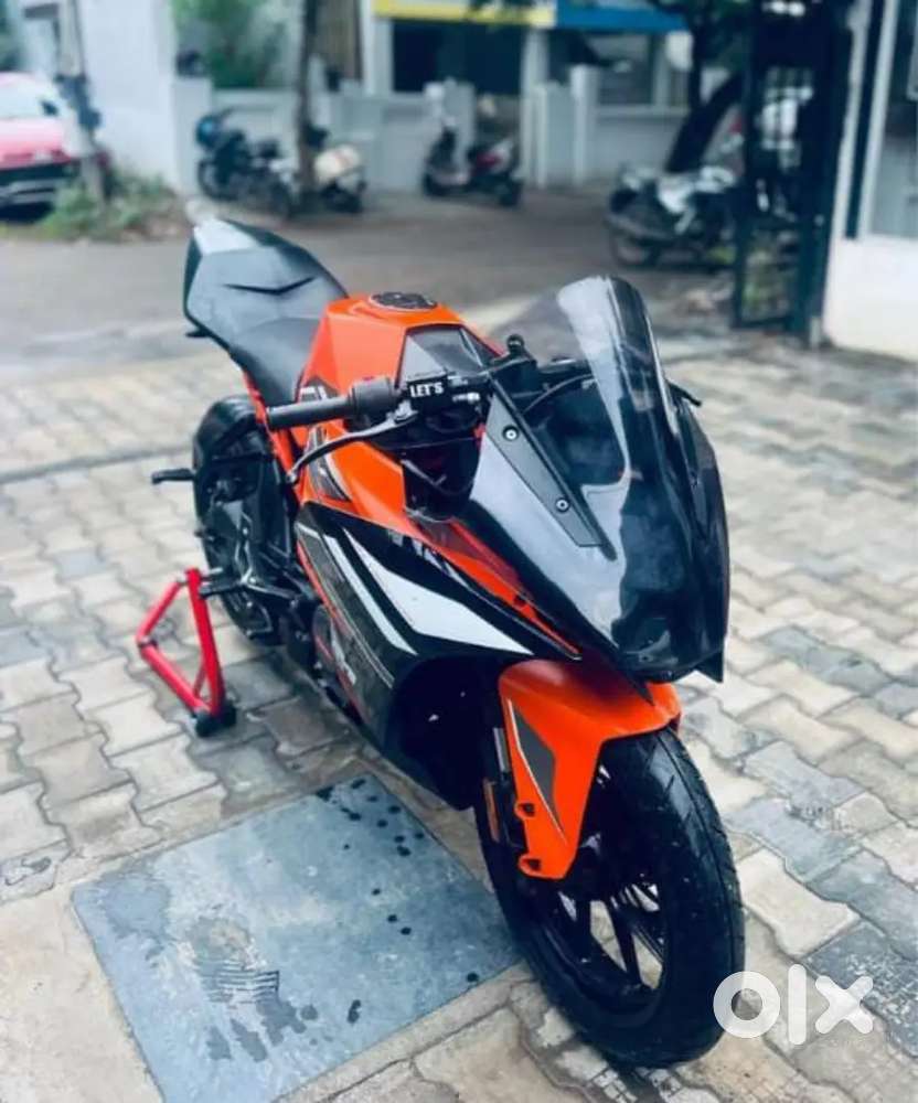KTM RC200 2021